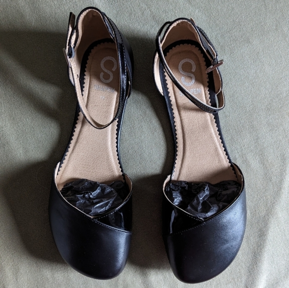 Shapen Poppy Black Barefoot Dress Flat SZ EU43 US 11.5 or US 12 - Price is Firm